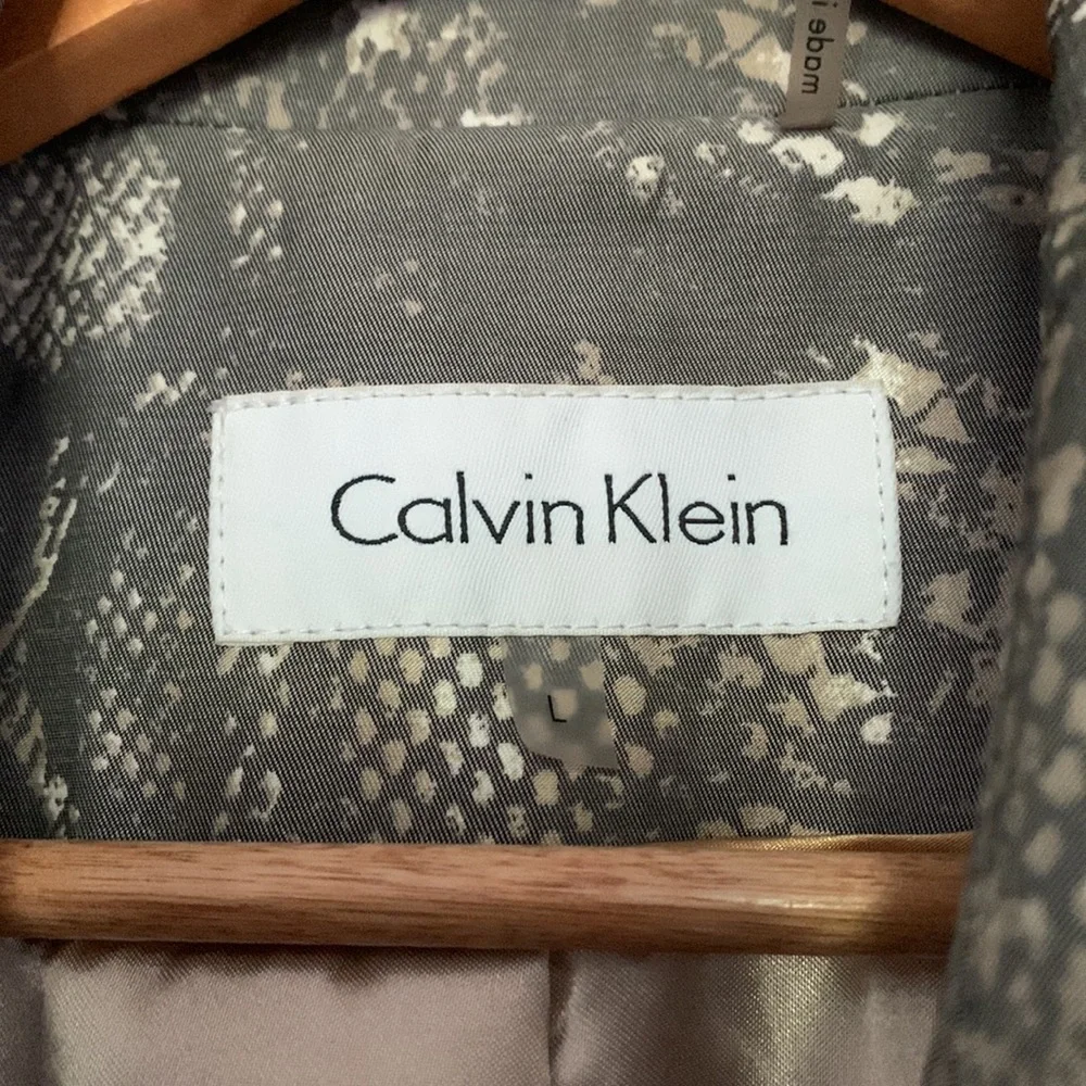 Calvin Klein Faux Snakeskin Jacket Size Large Women’s - Picture 4 of 4